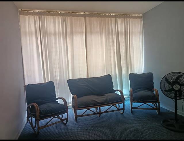 2 BEDROOM FLAT FOR SALE IN THREE RIVERS